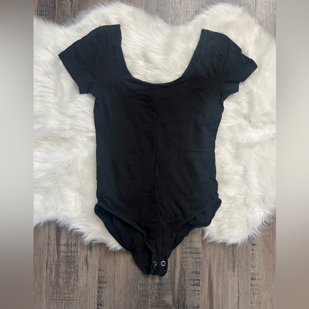 Heart & Hips Short Sleeve Bodysuit